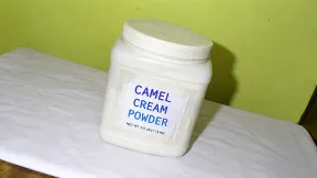 CAMEL CREAM POWDER — powder tub